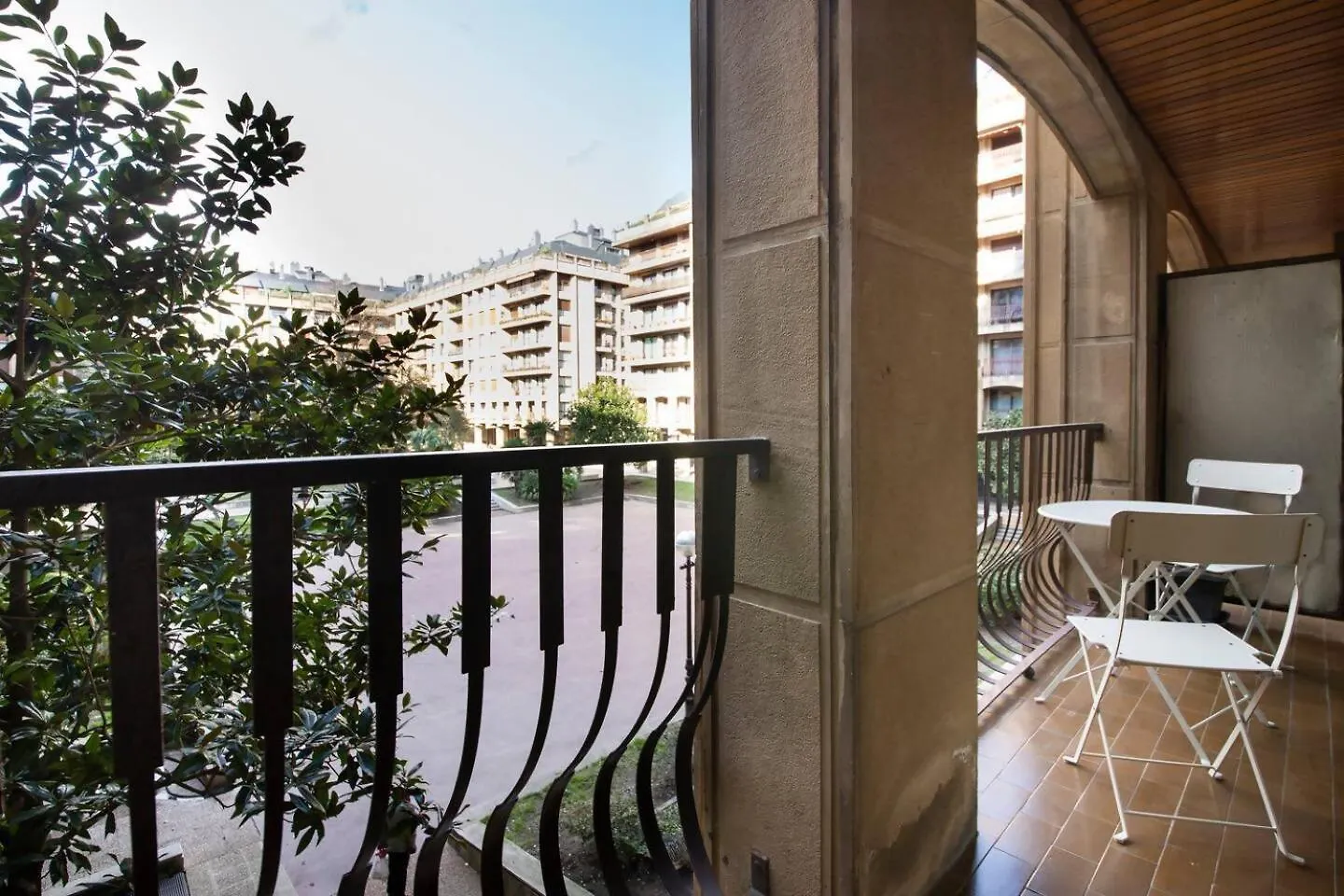 Apartamento Agradable Con Parking En Gros San Sebastián